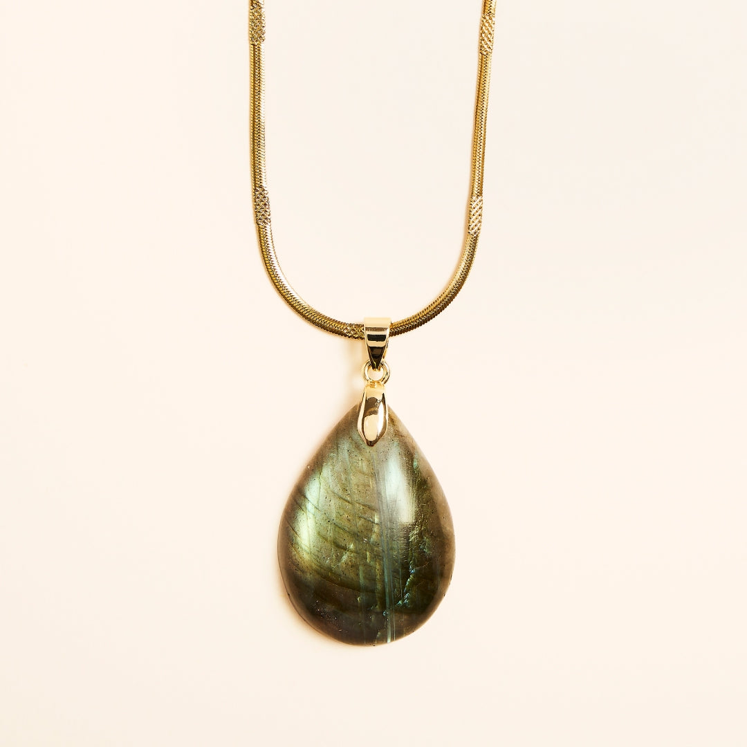 Collier avec Pendentif Labradorite