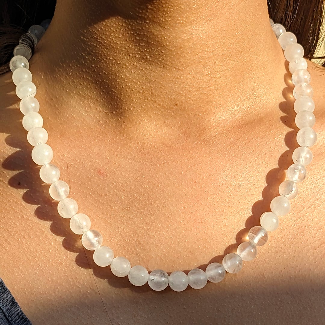 Collier Quartz Blanc en Perles